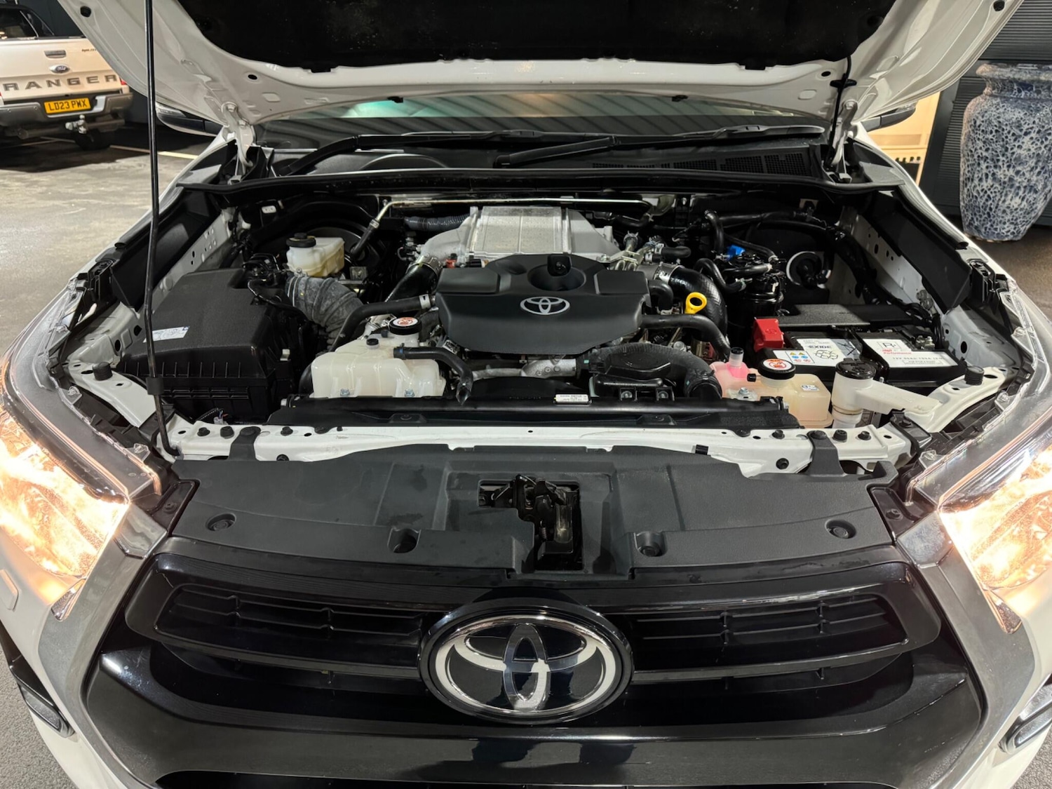 Used Toyota Hilux 2023 for sale - 77509821: Photo 28