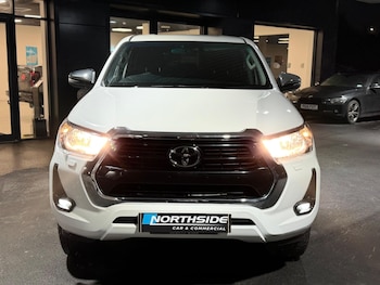 Used Toyota Hilux 2023 for sale - 77509821: Photo