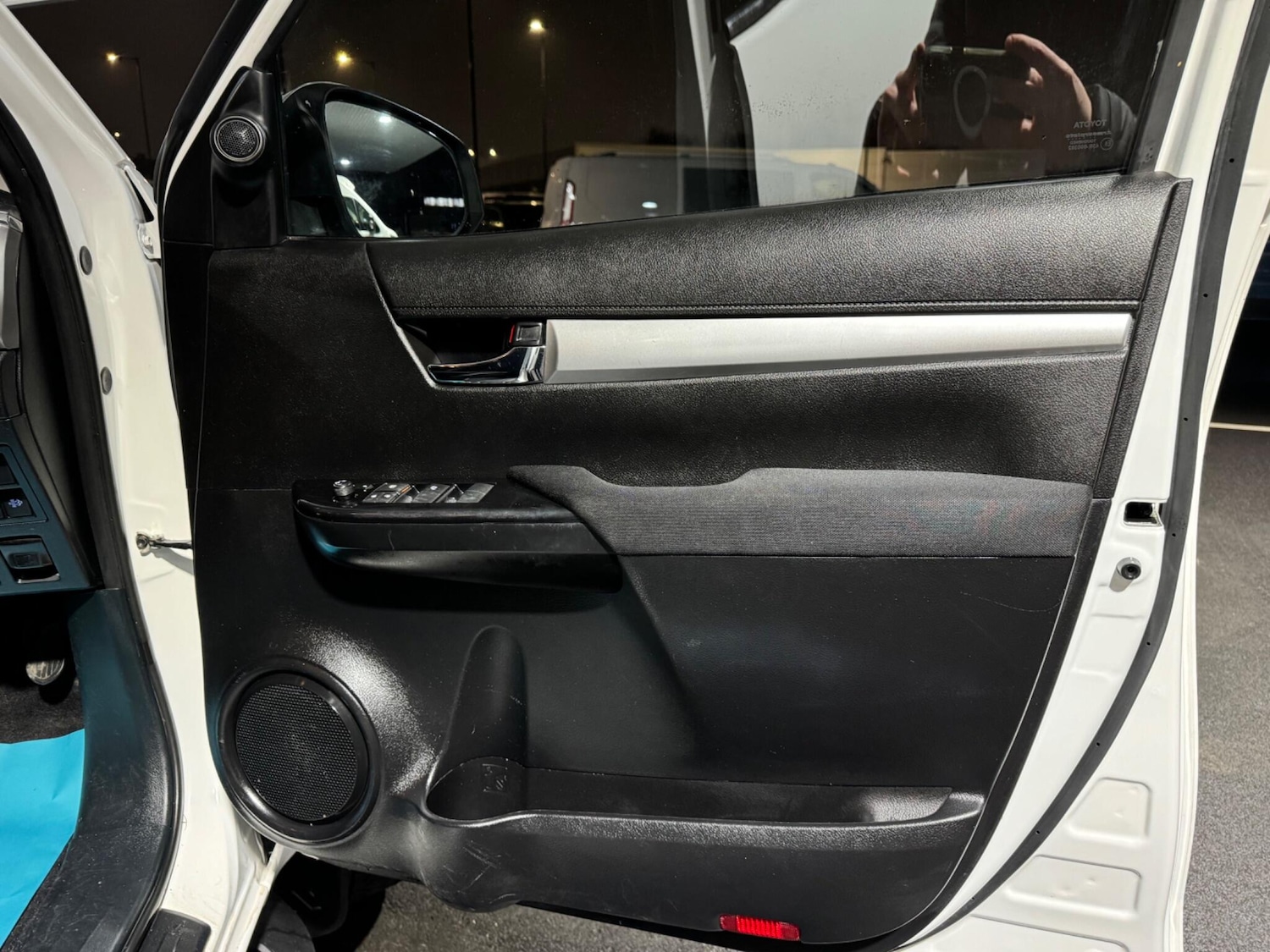 Used Toyota Hilux 2023 for sale - 77509821: Photo 31