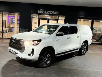 Used Toyota Hilux 2023 for sale - 77509821: Photo