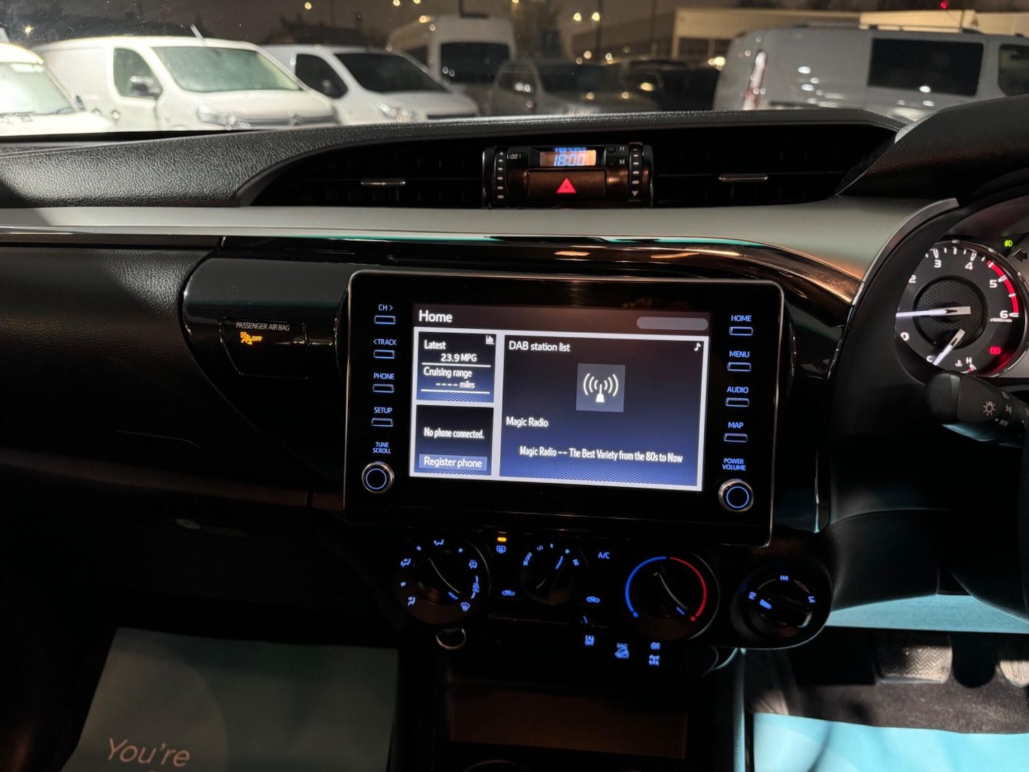 Used Toyota Hilux 2023 for sale - 77509821: Photo 40