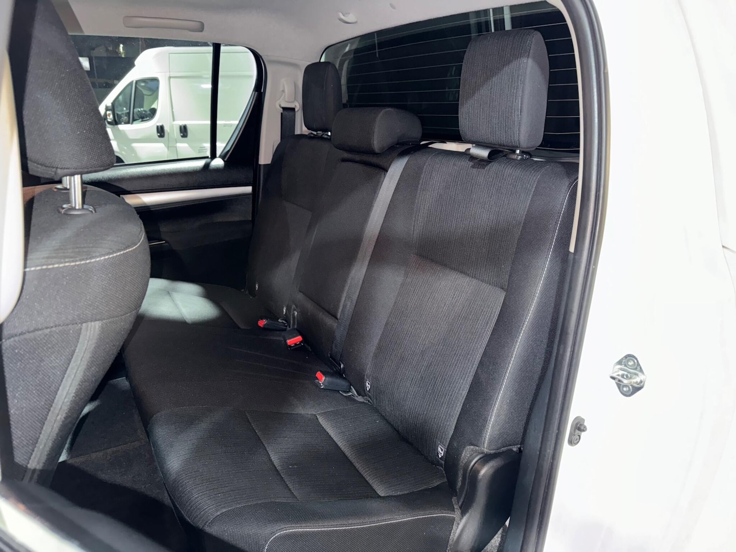 Used Toyota Hilux 2023 for sale - 77509821: Photo 59