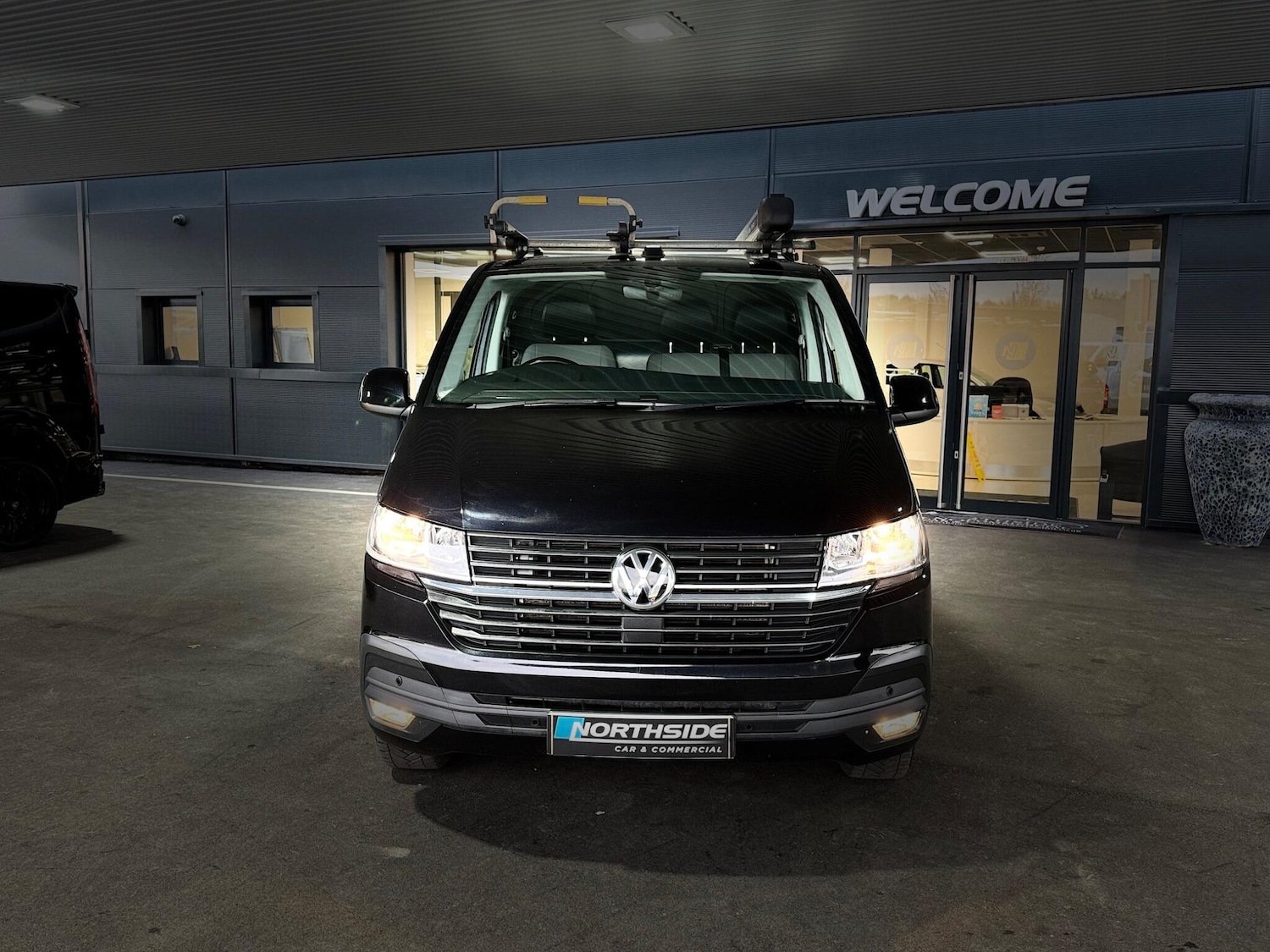 Used Volkswagen Transporter 2021 for sale - 76714403: Photo 2