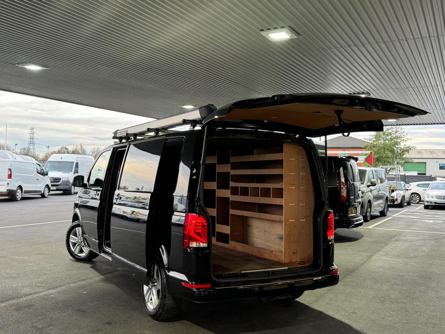 Used Volkswagen Transporter 2021 for sale - 76714403: Photo 27