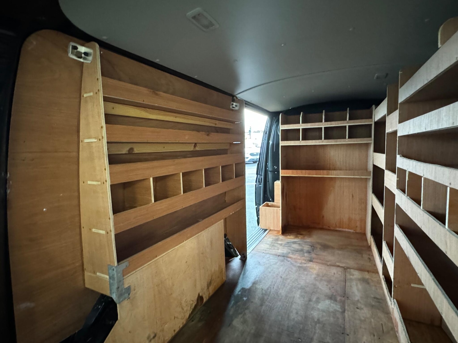 Used Volkswagen Transporter 2021 for sale - 76714403: Photo 31