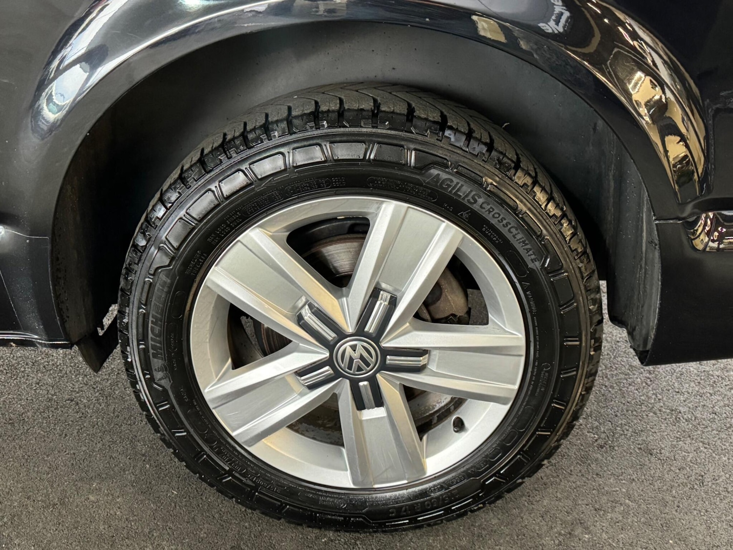 Used Volkswagen Transporter 2021 for sale - 76714403: Photo 35