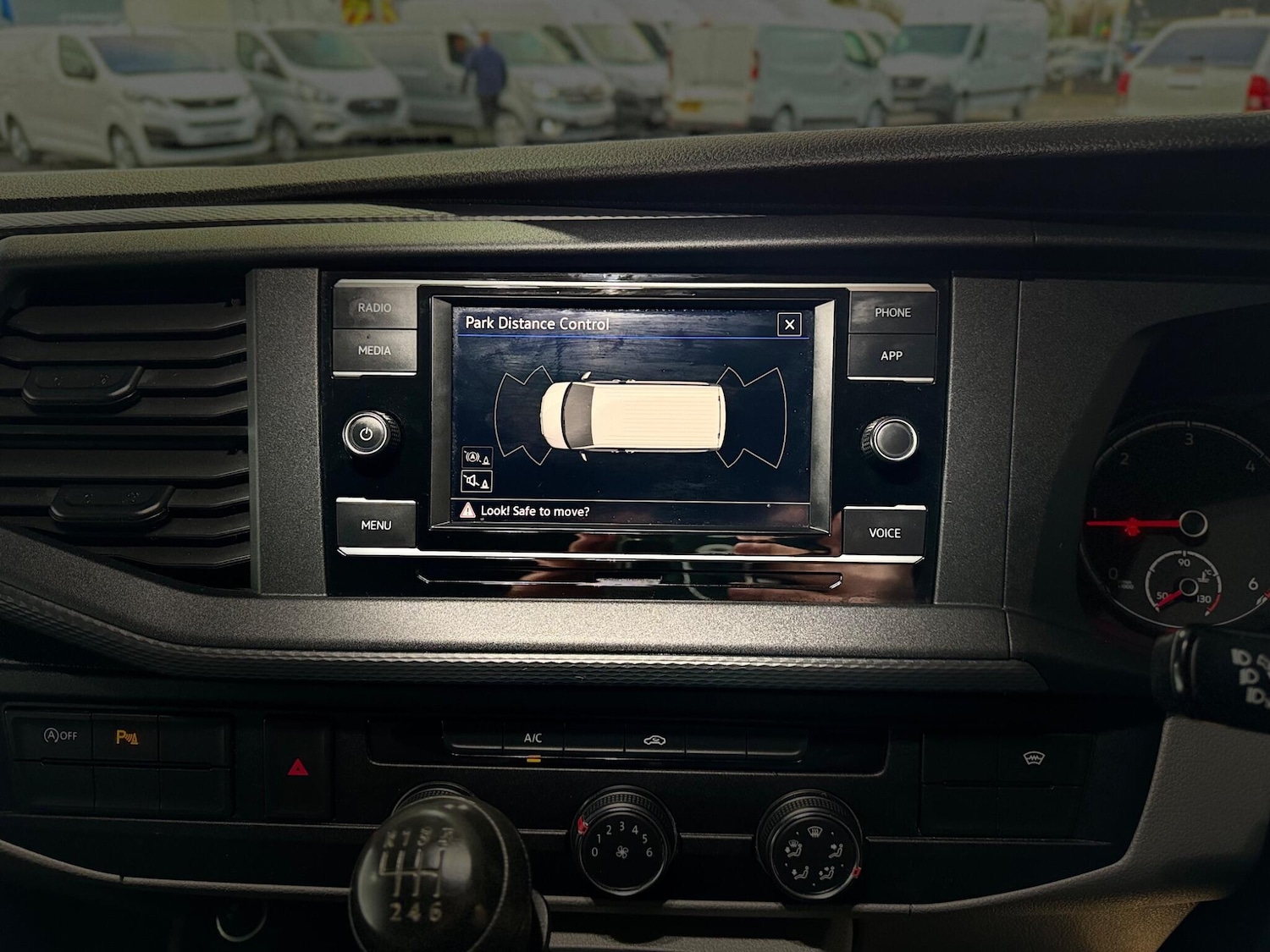 Used Volkswagen Transporter 2021 for sale - 76714403: Photo 49