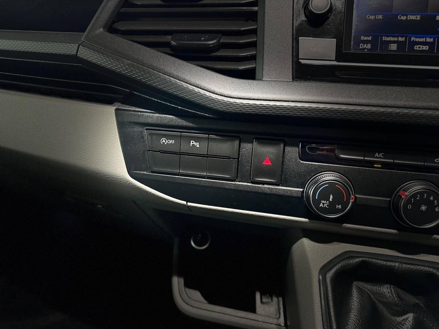 Used Volkswagen Transporter 2021 for sale - 76714403: Photo 53