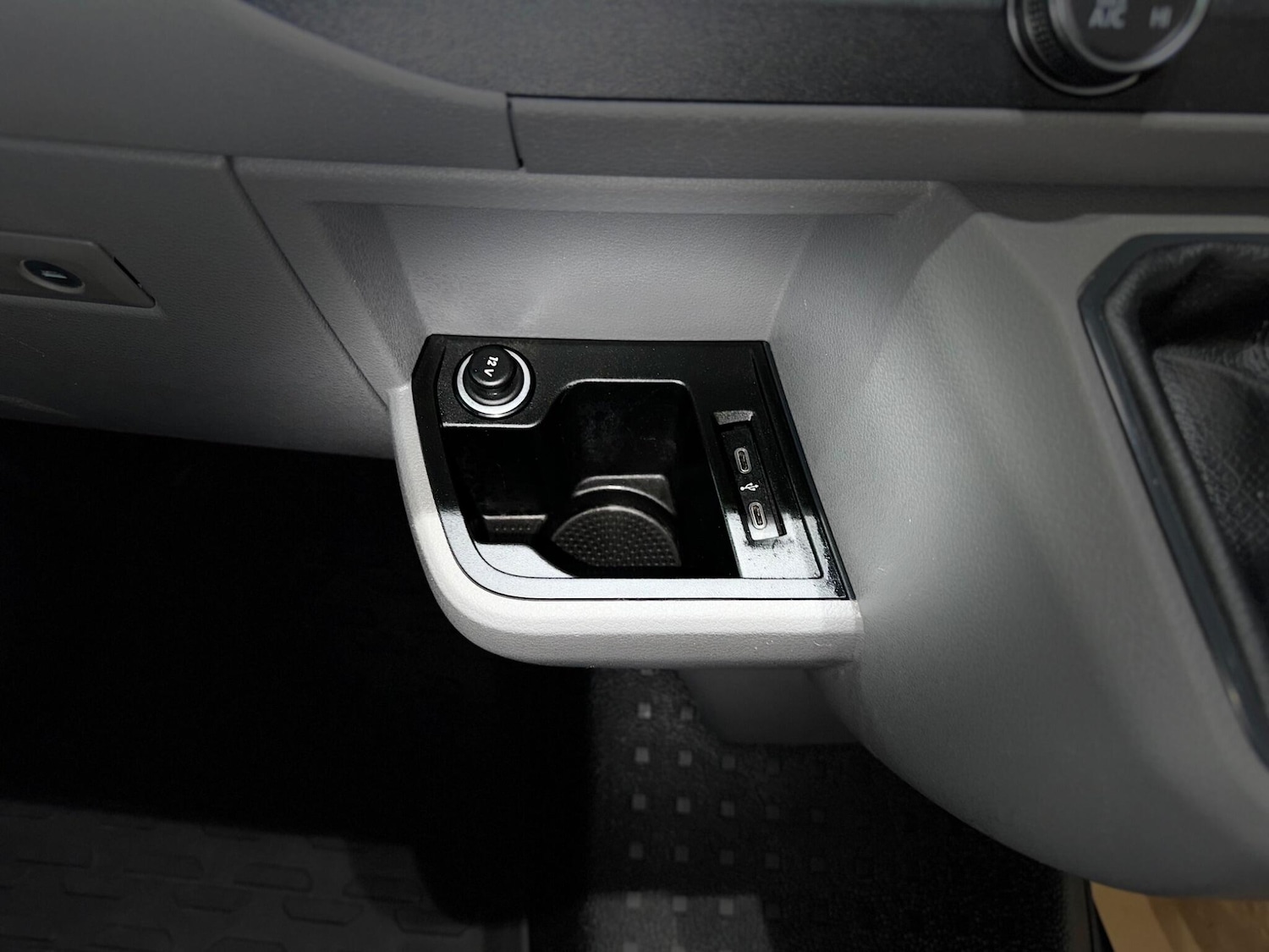 Used Volkswagen Transporter 2021 for sale - 76714403: Photo 55