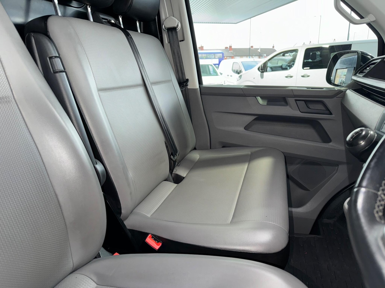 Used Volkswagen Transporter 2021 for sale - 76714403: Photo 61