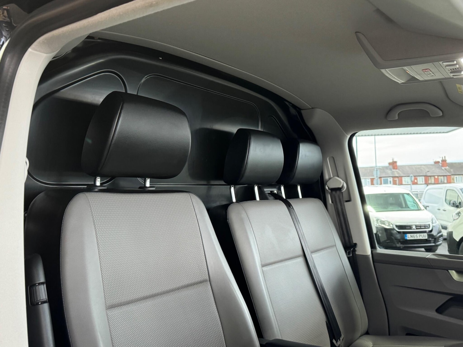 Used Volkswagen Transporter 2021 for sale - 76714403: Photo 62