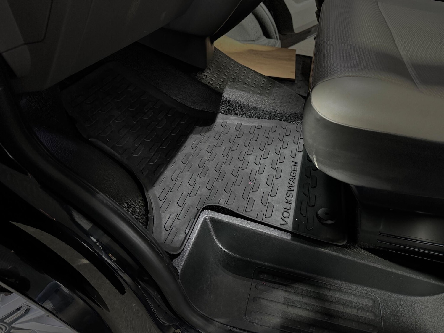 Used Volkswagen Transporter 2021 for sale - 76714403: Photo 69