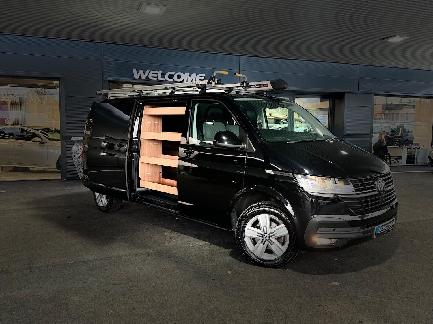 Used Volkswagen Transporter 2021 for sale - 76714403: Photo 9