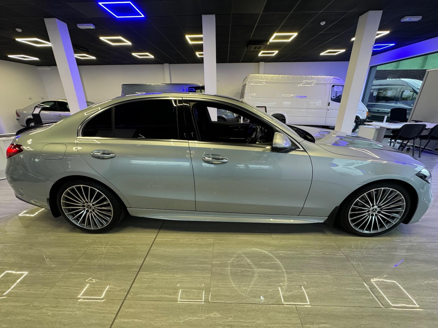 Used Mercedes-Benz C Class 2023 for sale - 76512765: Photo 5