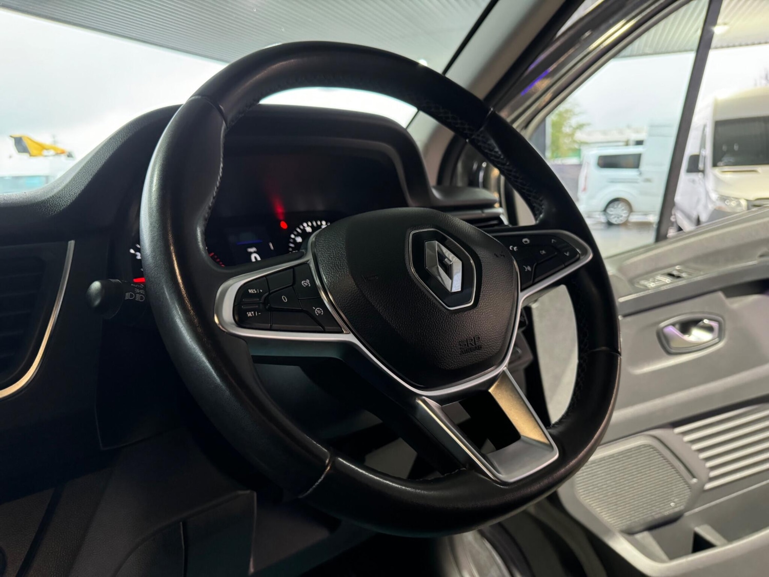 Used Renault Trafic 2023 for sale - 76823442: Photo 49