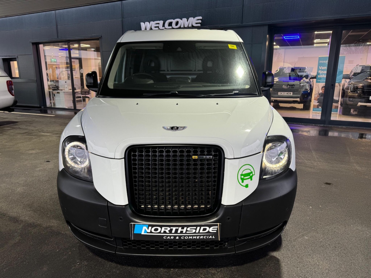 Used LEVC VN5 2021 for sale - 77456003: Photo 2