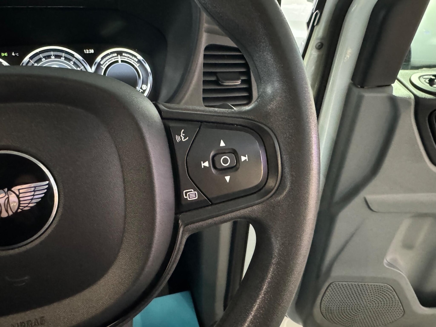 Used LEVC VN5 2021 for sale - 77456003: Photo 41