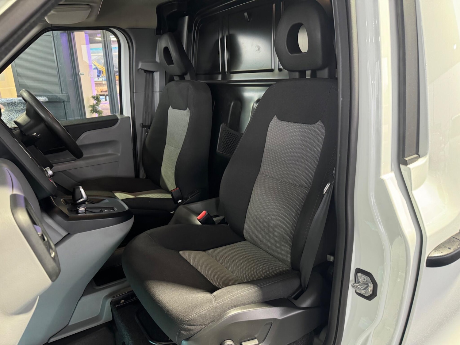 Used LEVC VN5 2021 for sale - 77456003: Photo 59