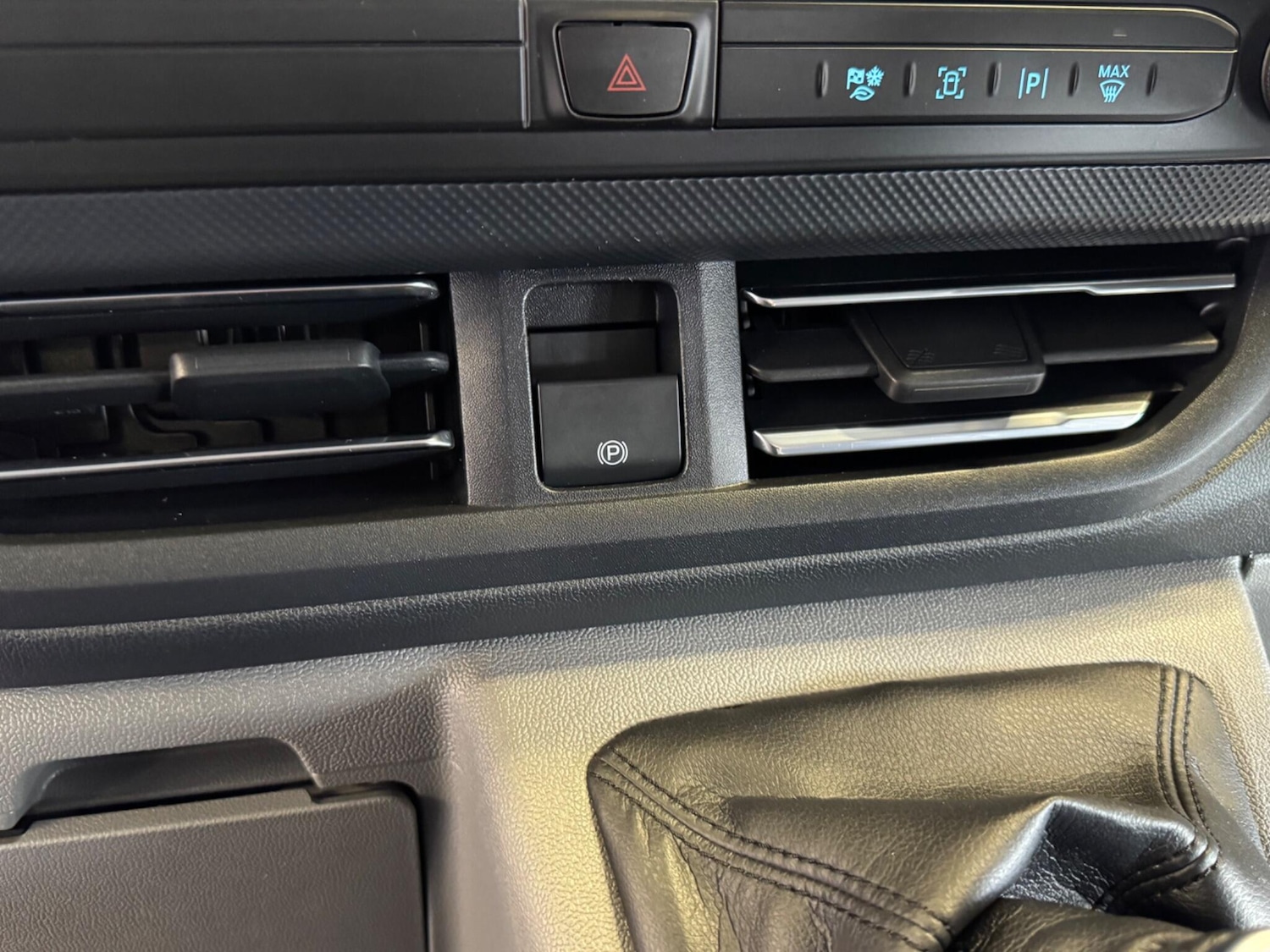 Used Ford Transit Custom 2025 for sale - 78128153: Photo 68