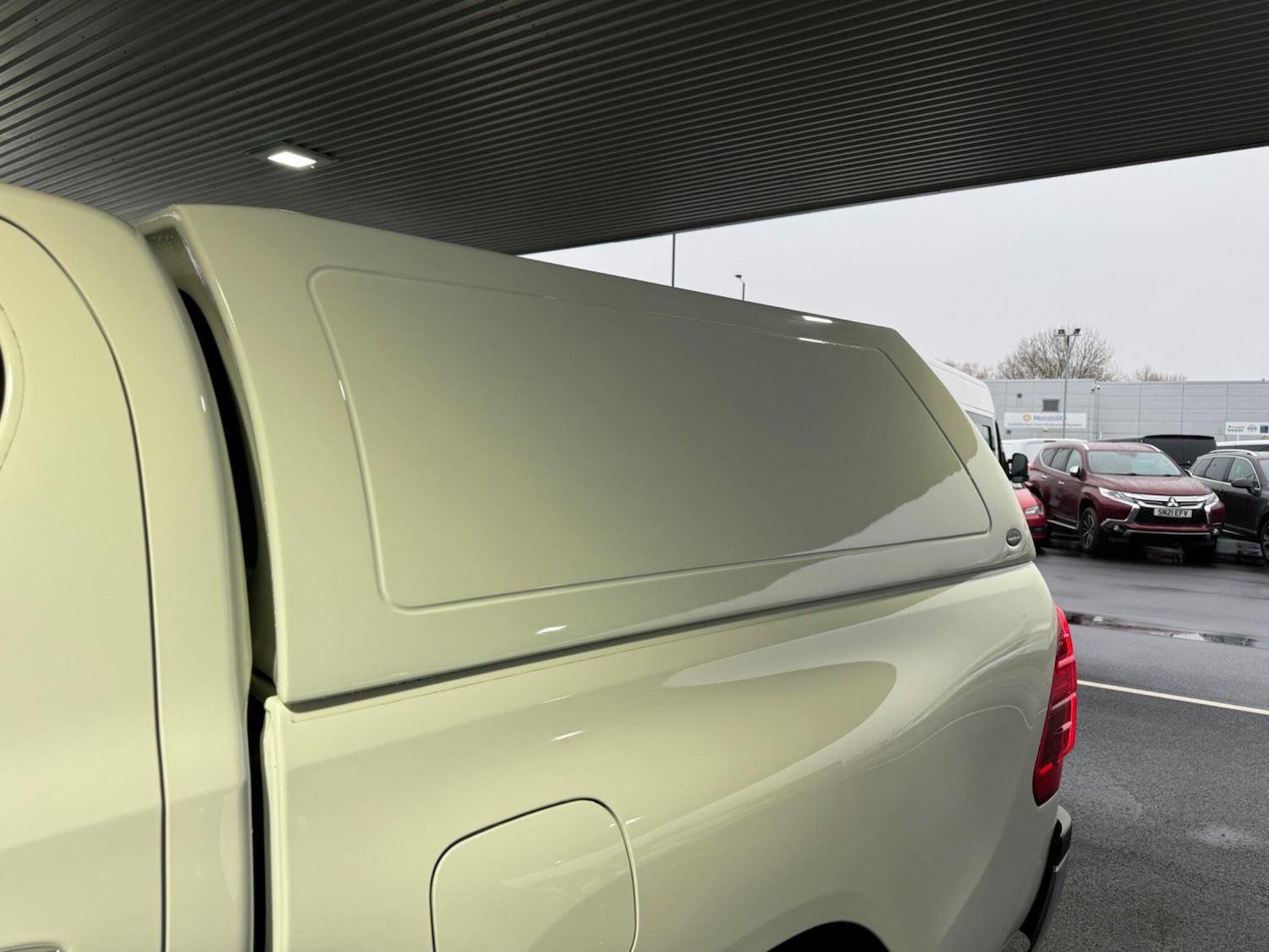 Used Toyota Hilux 2023 for sale - 77386355: Photo 24