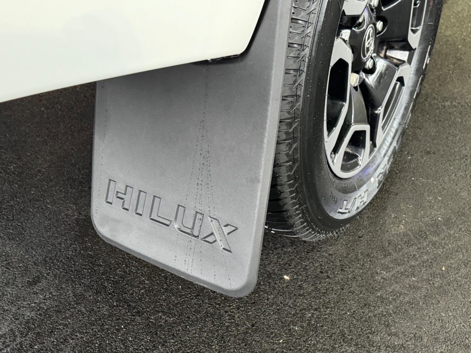 Used Toyota Hilux 2023 for sale - 77386355: Photo 31