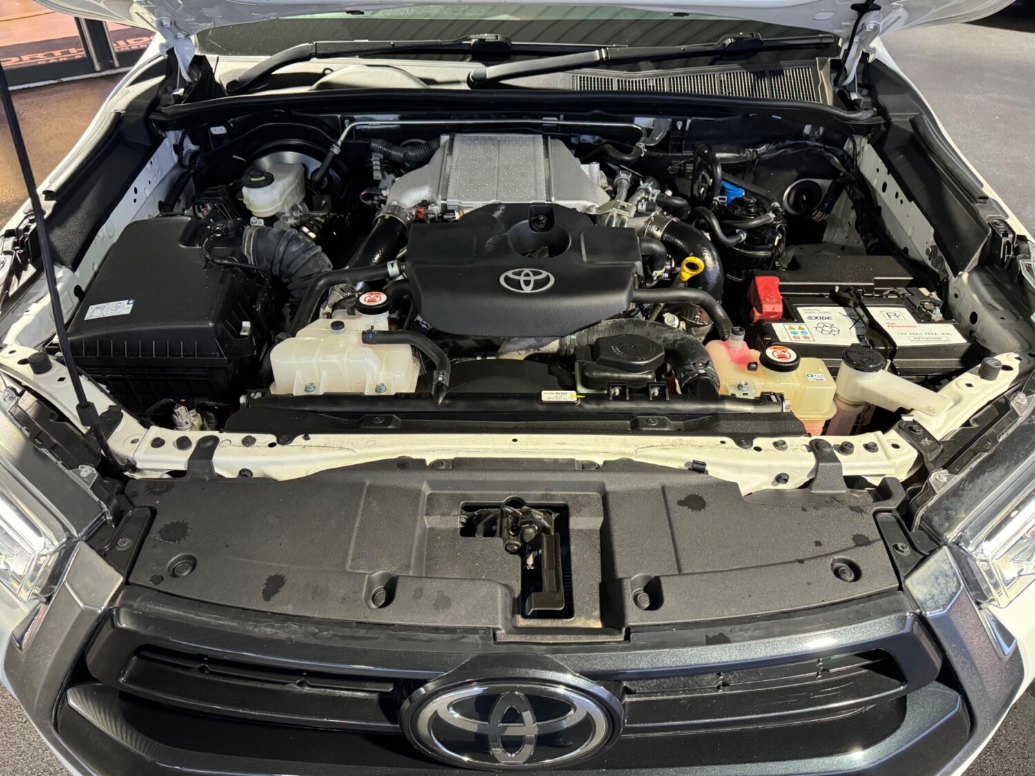 Used Toyota Hilux 2023 for sale - 77386355: Photo 36