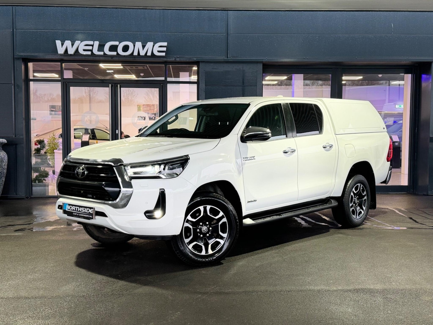 Used Toyota Hilux 2023 for sale - 77386355: Photo 5