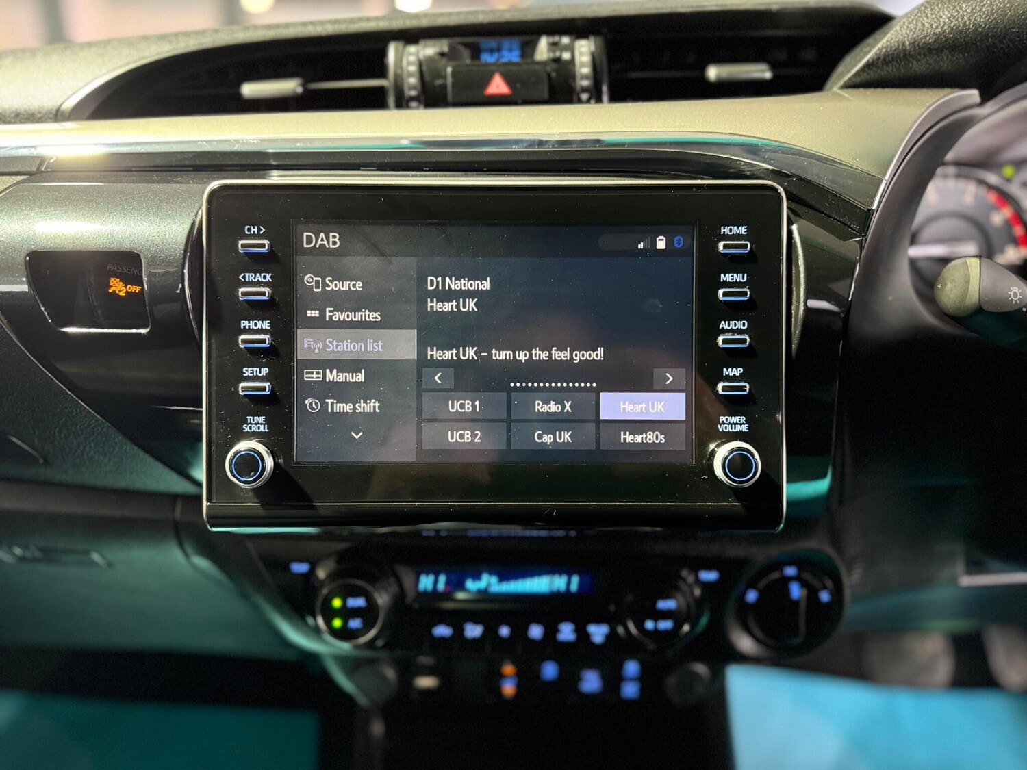 Used Toyota Hilux 2023 for sale - 77386355: Photo 52