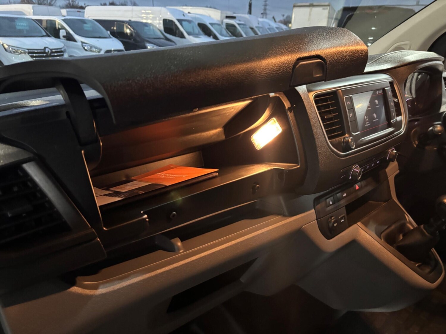 Used Citroen Dispatch 2022 for sale - 76993404: Photo 15