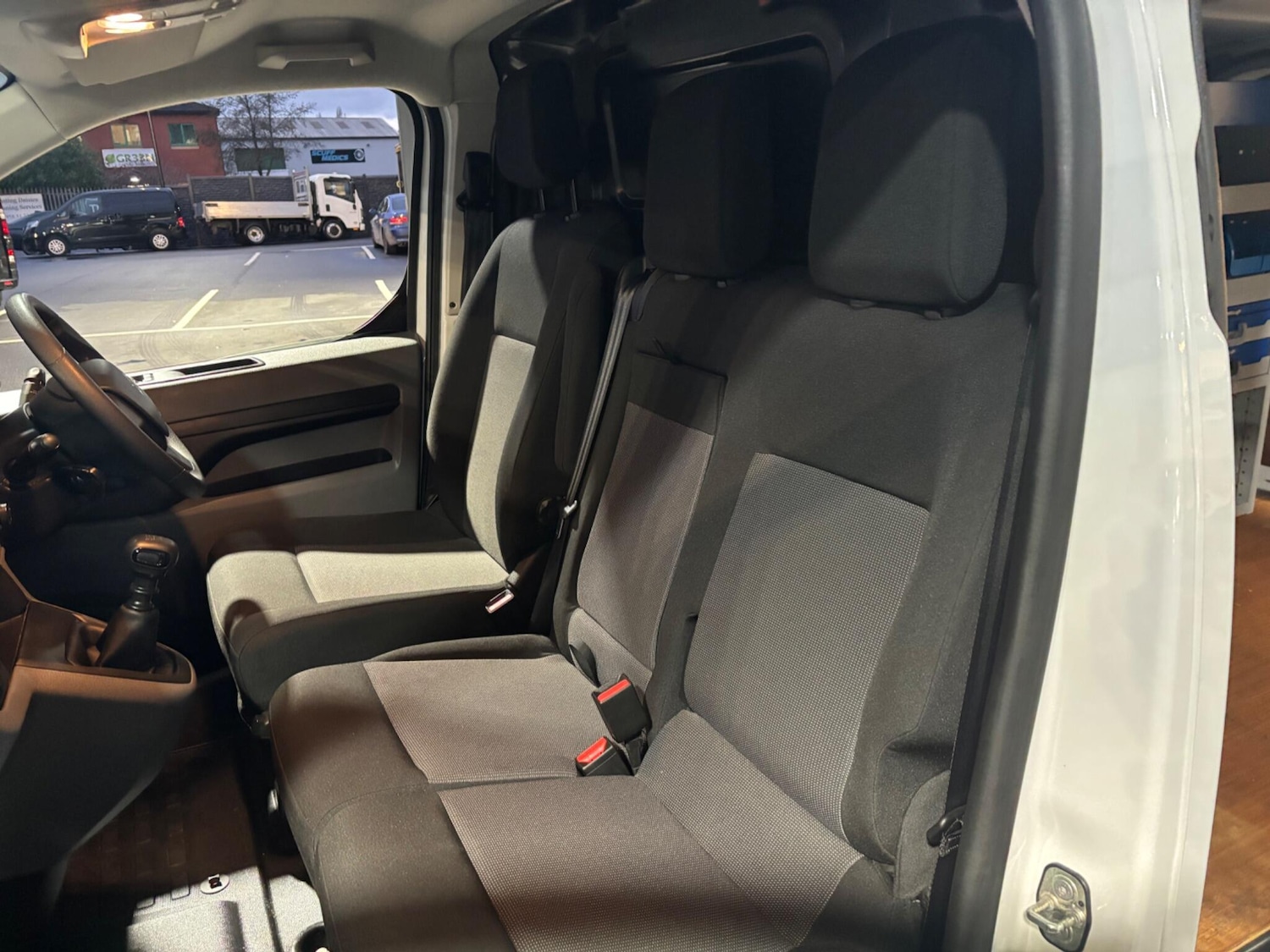 Used Citroen Dispatch 2022 for sale - 76993404: Photo 17