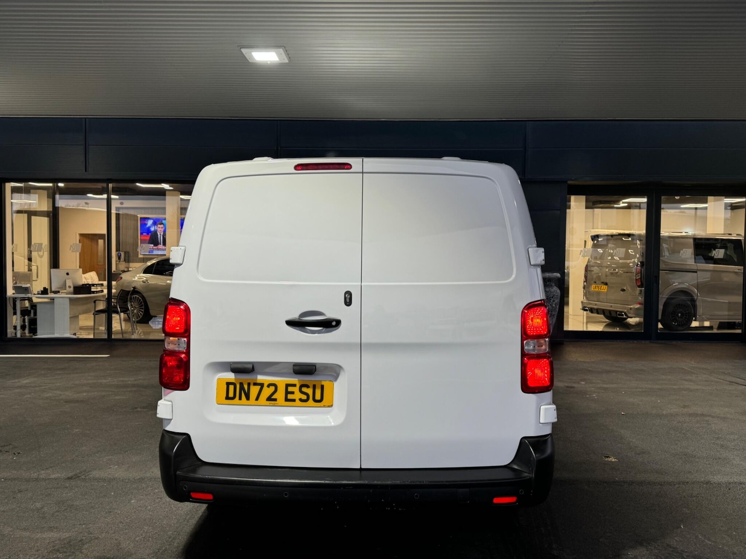 Used Vauxhall Vivaro 2022 for sale - 76550458: Photo 14