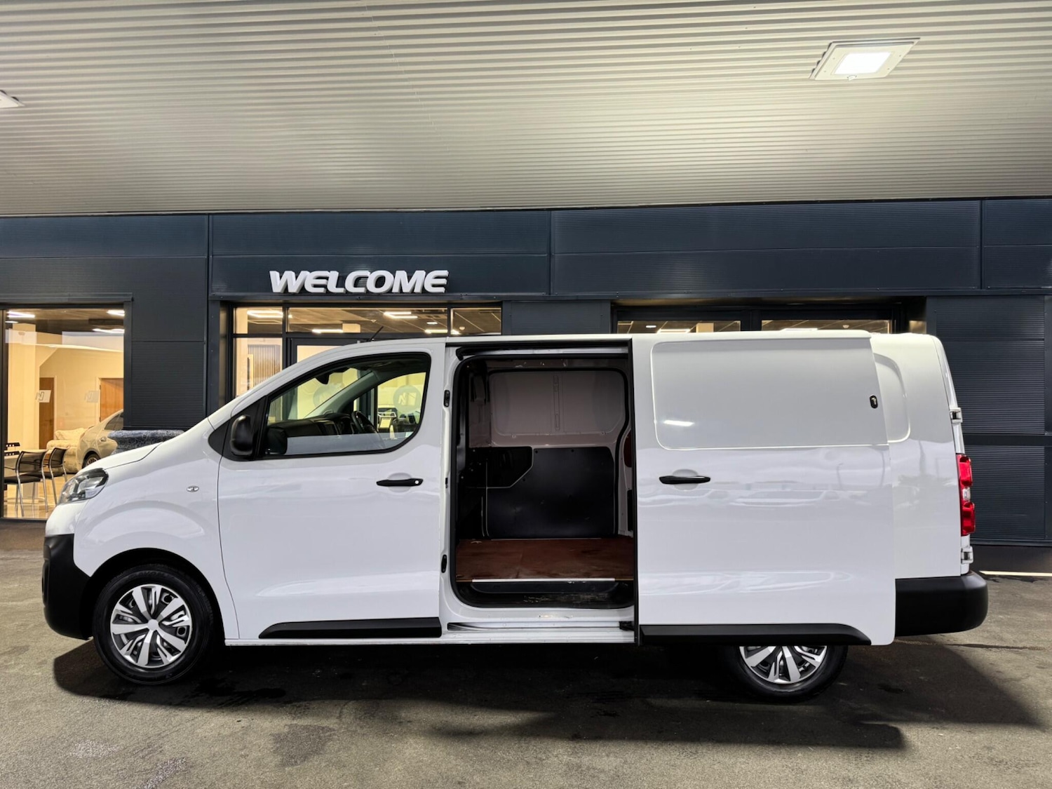 Used Vauxhall Vivaro 2022 for sale - 76550458: Photo 19