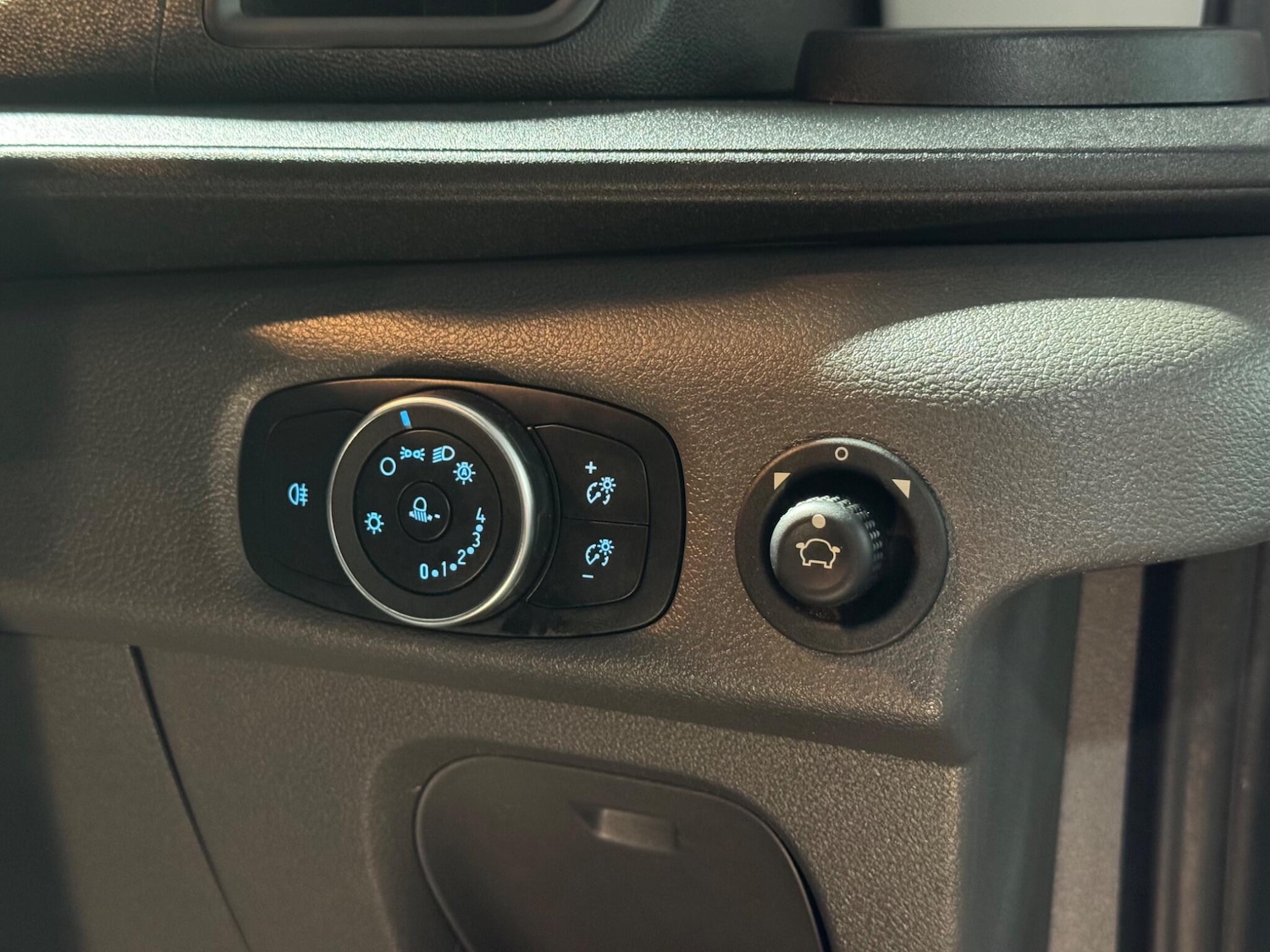 Used Ford Transit for sale - 77175513: Photo 34