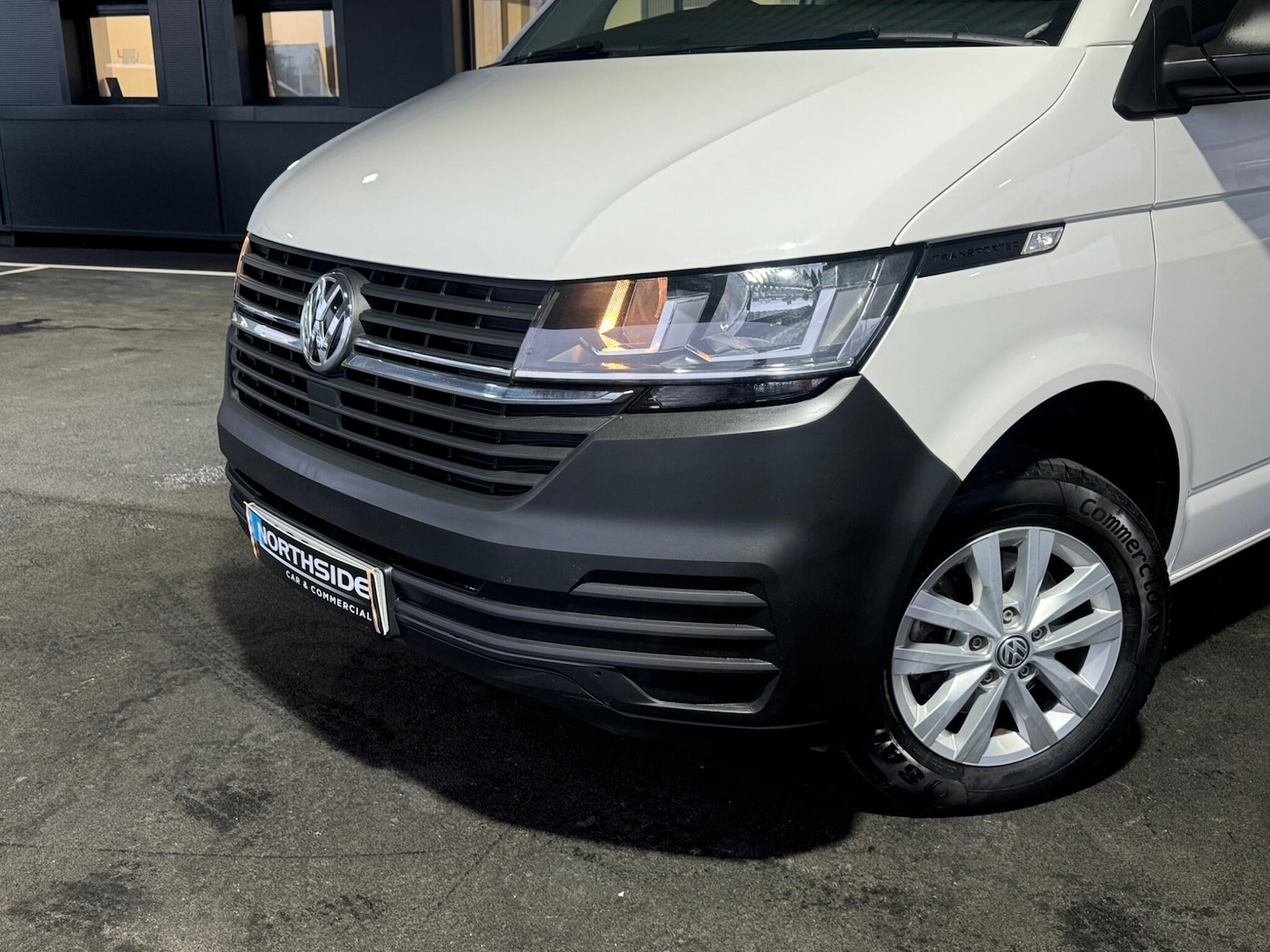 Used Volkswagen Transporter 2023 for sale - 76561527: Photo 13