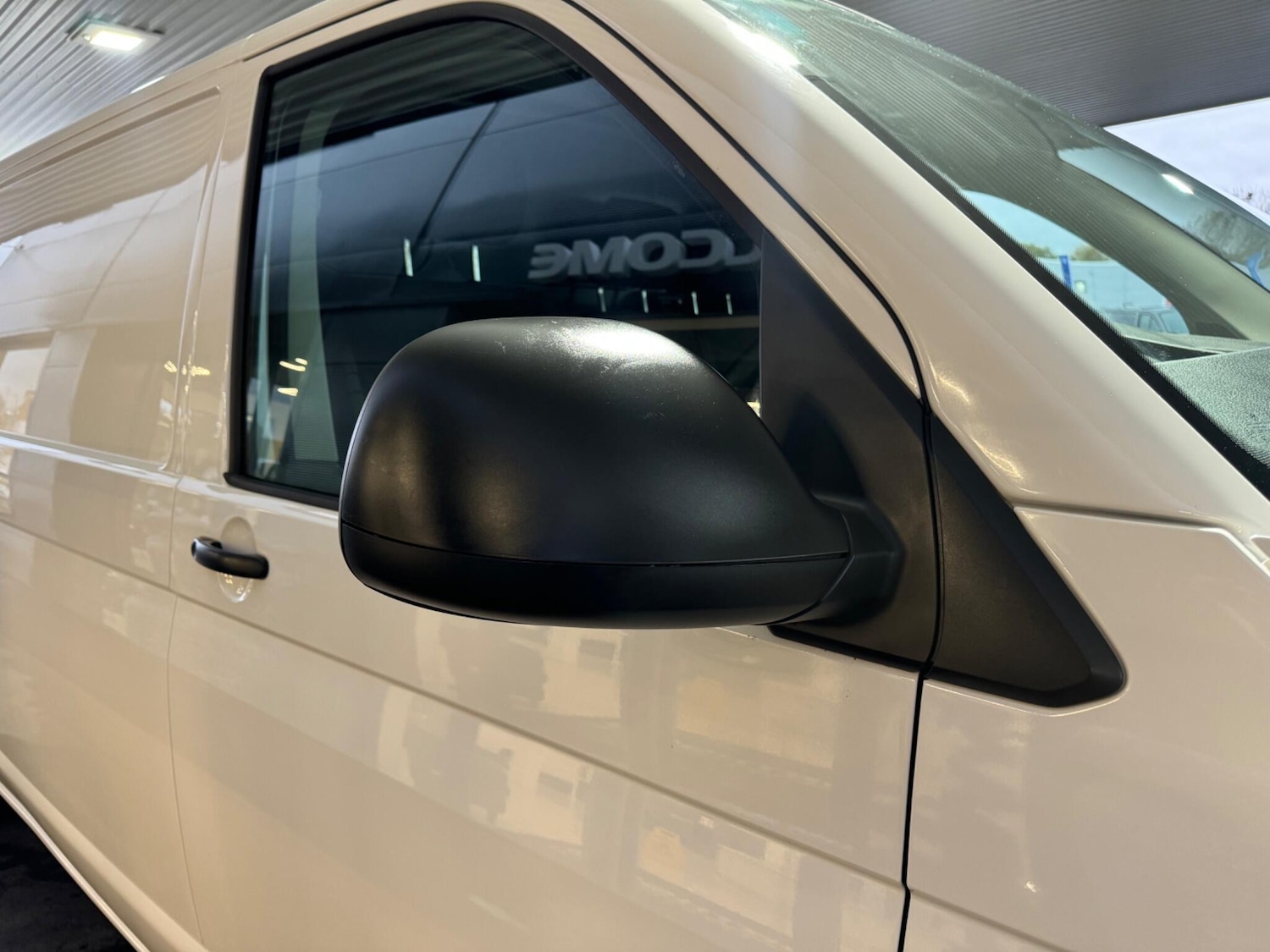 Used Volkswagen Transporter 2023 for sale - 76561527: Photo 17