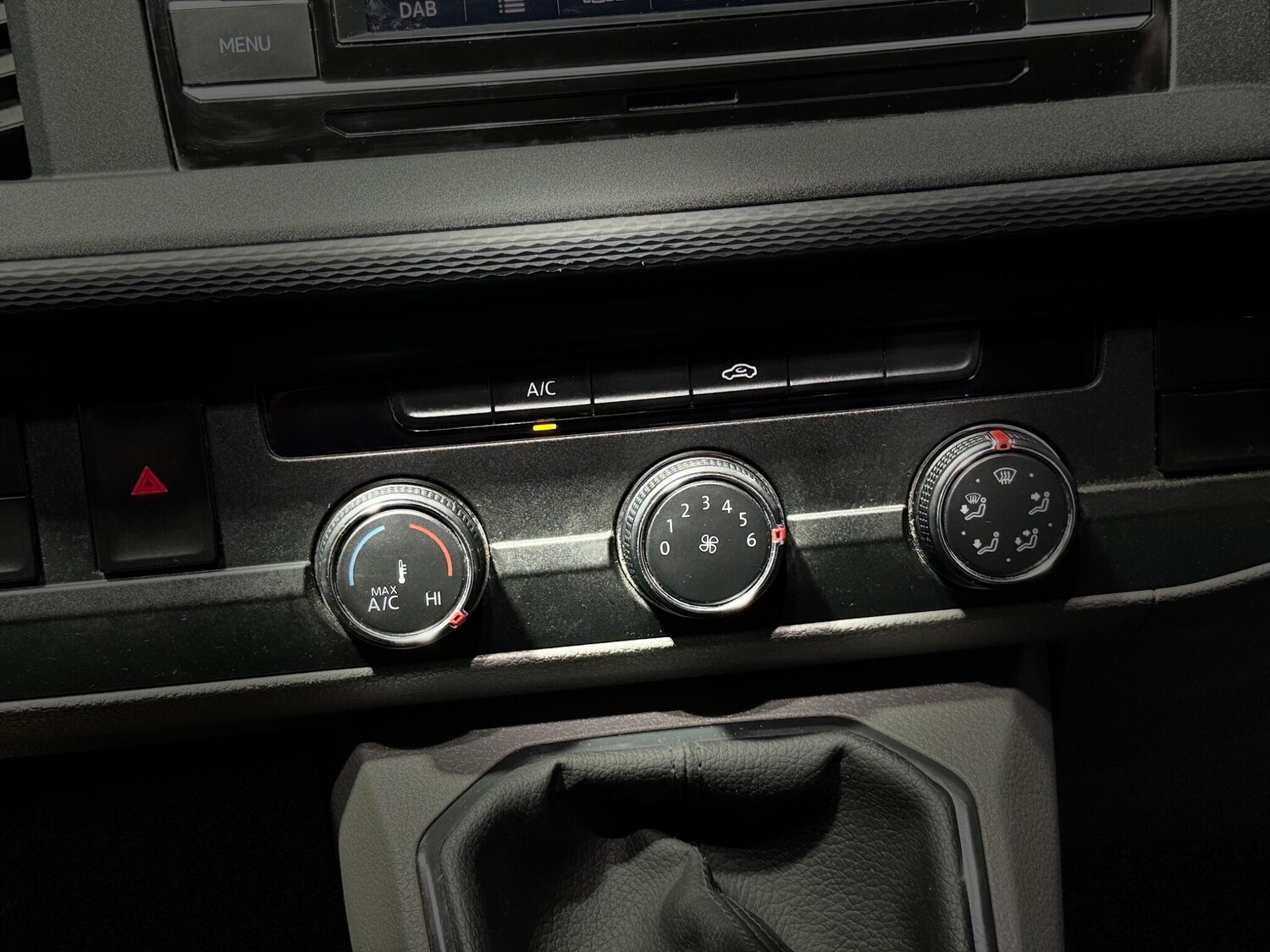 Used Volkswagen Transporter 2023 for sale - 76561527: Photo 50