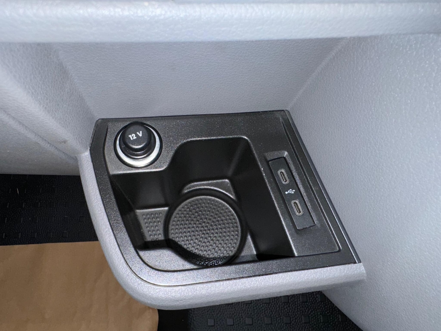 Used Volkswagen Transporter 2023 for sale - 76561527: Photo 51