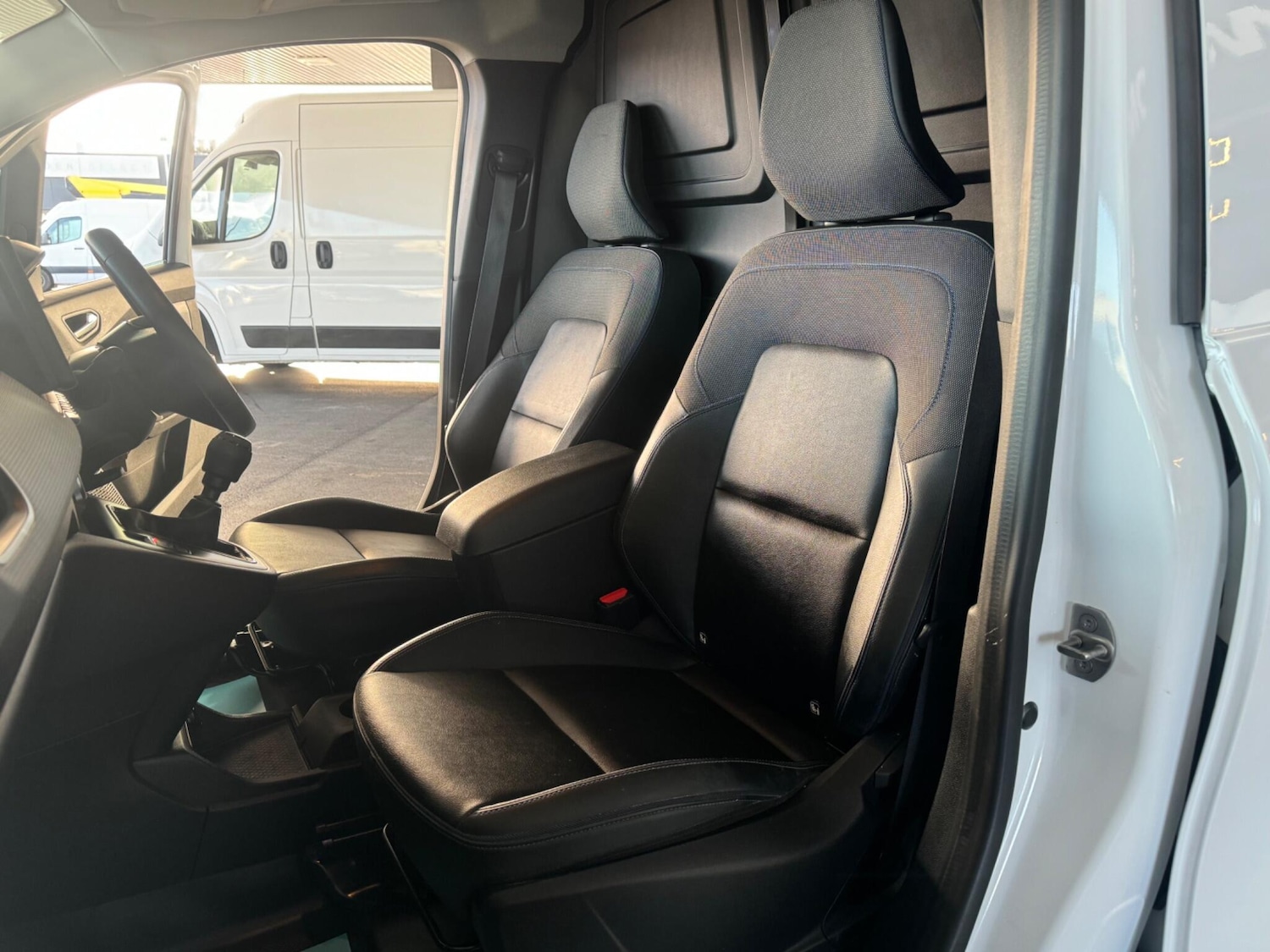 Used Nissan Other 2023 for sale - 77560003: Photo 56