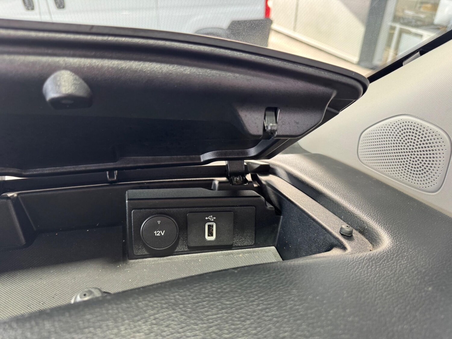 Used Ford Tourneo Custom for sale - 77671112: Photo 51