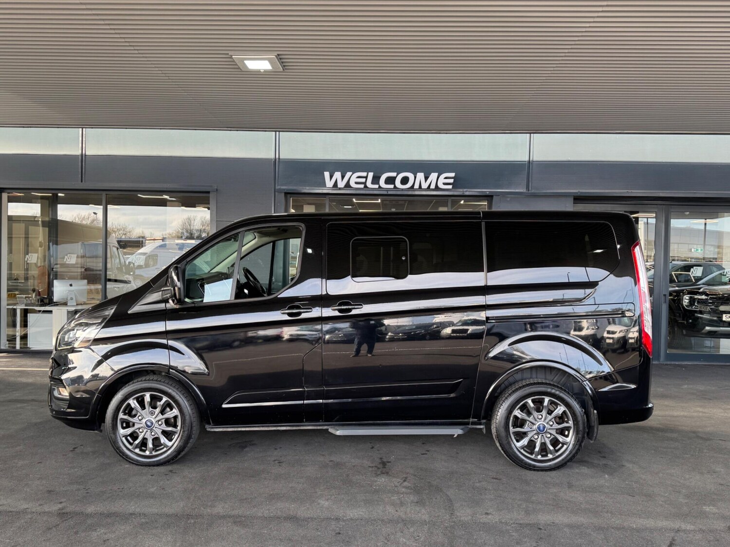 Used Ford Tourneo Custom for sale - 77671112: Photo 6