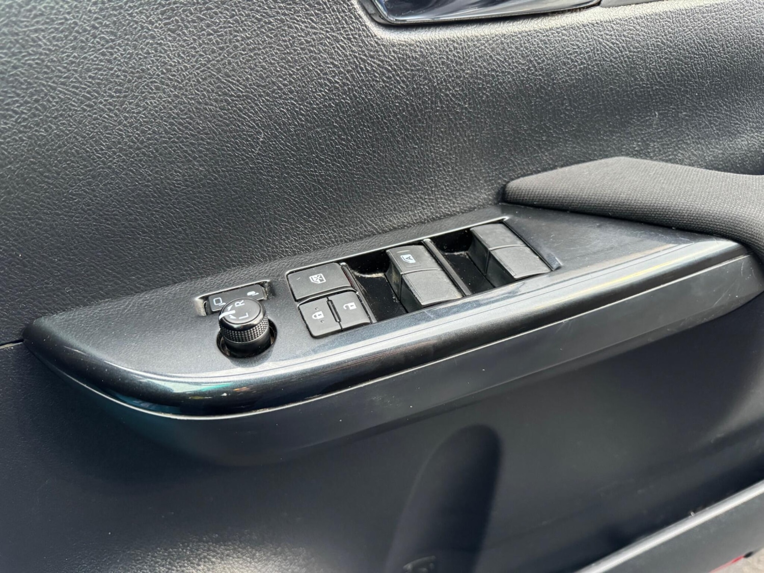 Used Toyota Hilux 2022 for sale - 77441301: Photo 23