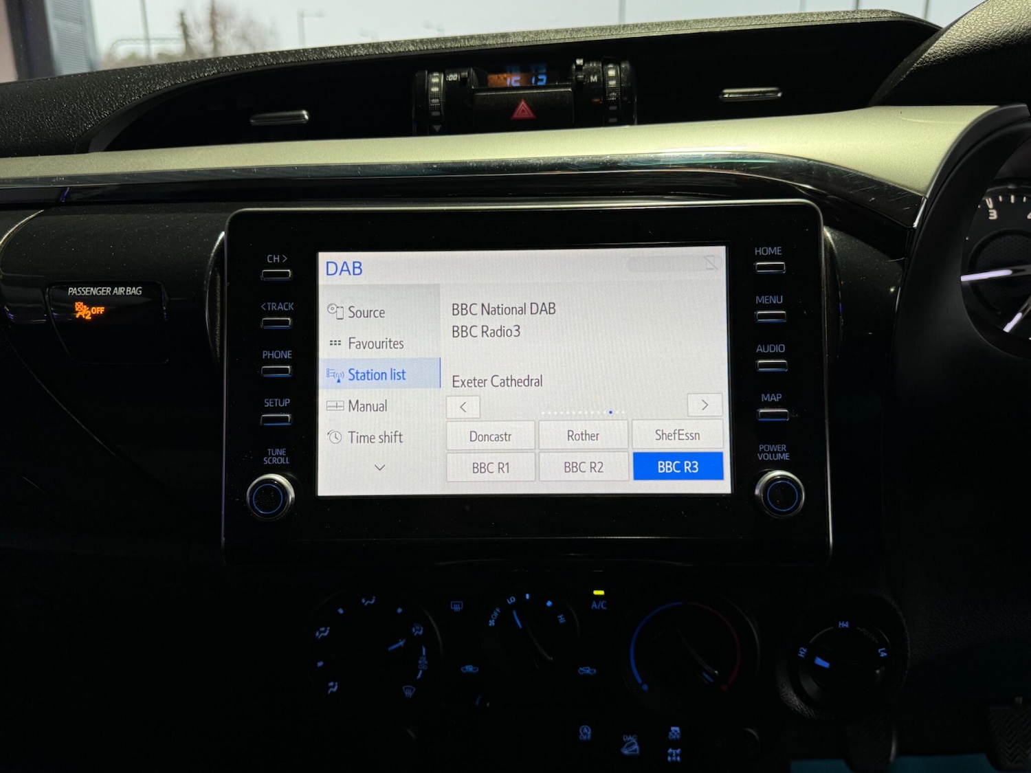 Used Toyota Hilux 2022 for sale - 77441301: Photo 40