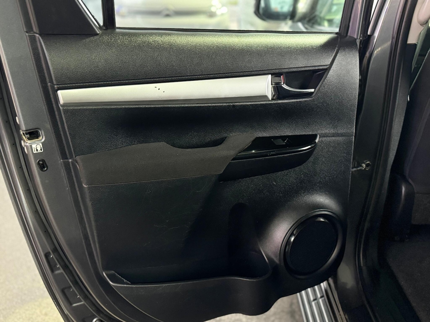 Used Toyota Hilux 2022 for sale - 77441301: Photo 60