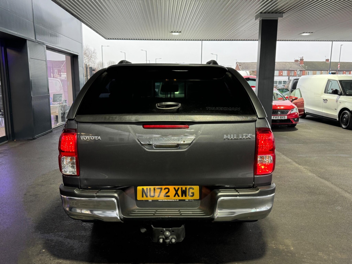 Used Toyota Hilux 2022 for sale - 77441301: Photo 8