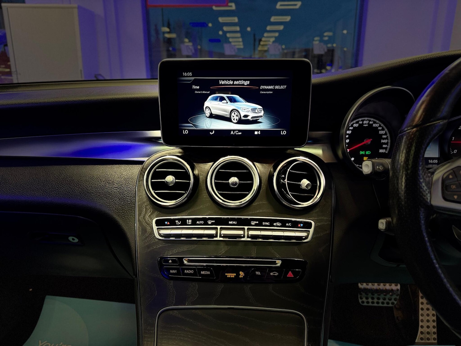 Used Mercedes-Benz GLC 2016 for sale - 76927060: Photo 44