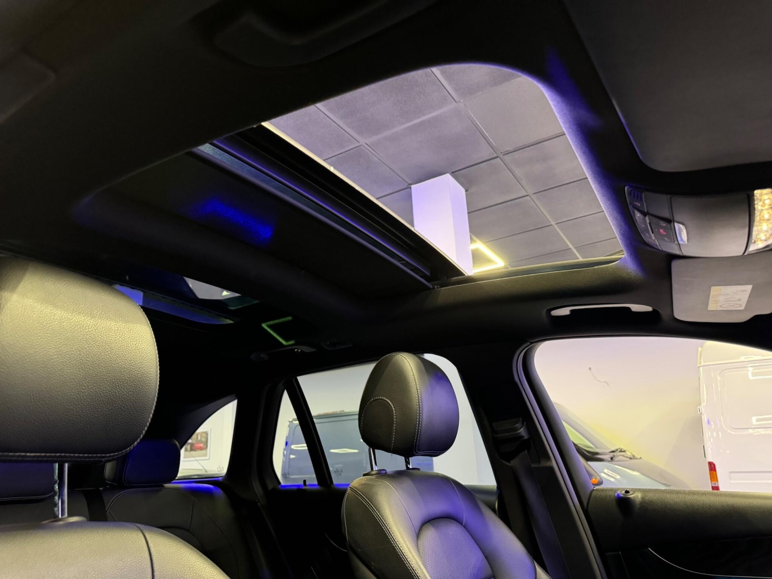 Used Mercedes-Benz GLC 2016 for sale - 76927060: Photo 52