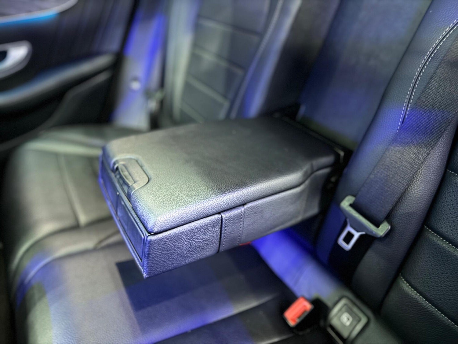 Used Mercedes-Benz GLC 2016 for sale - 76927060: Photo 64