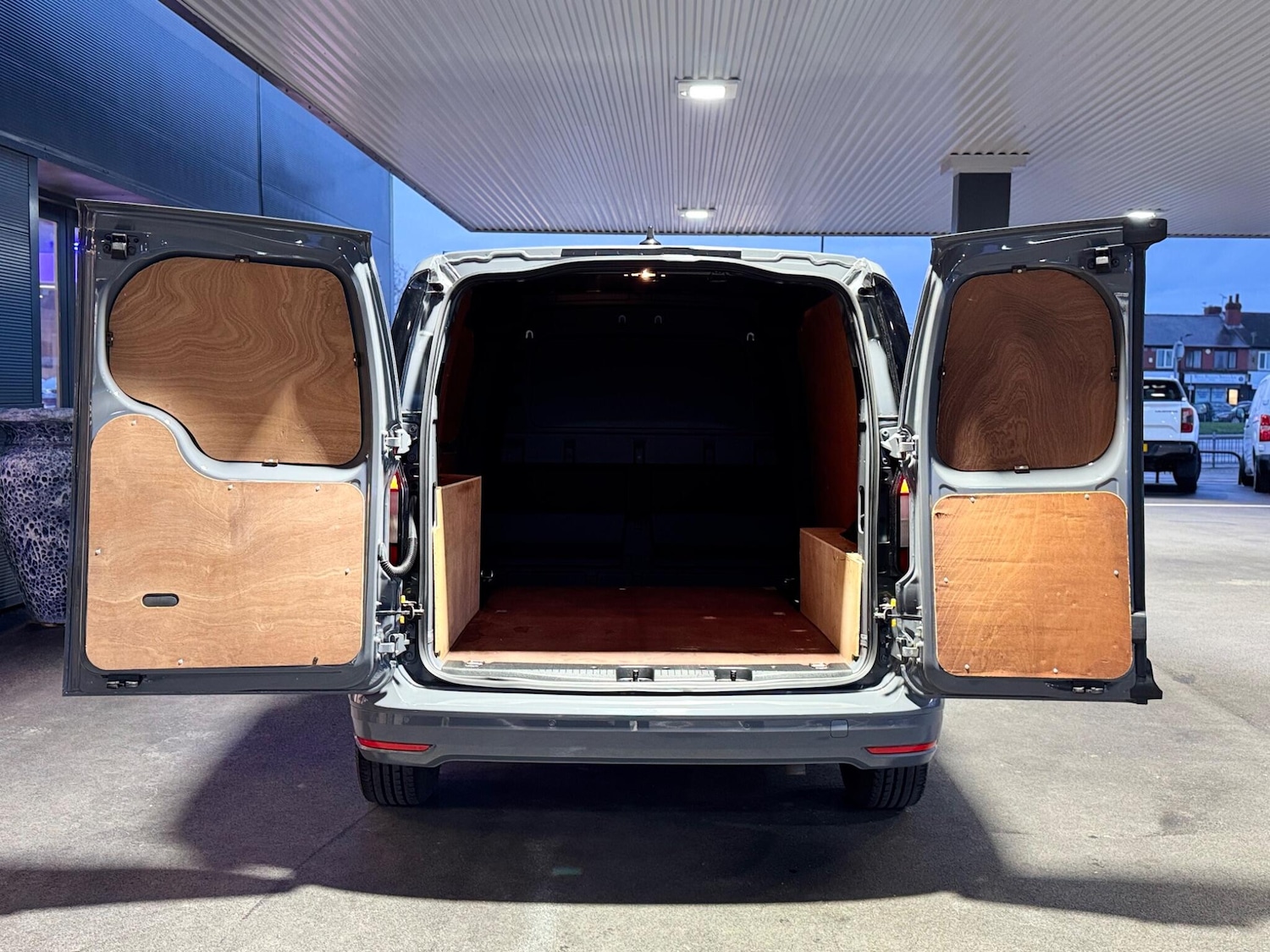 Used Volkswagen Caddy for sale - 77883131: Photo 16