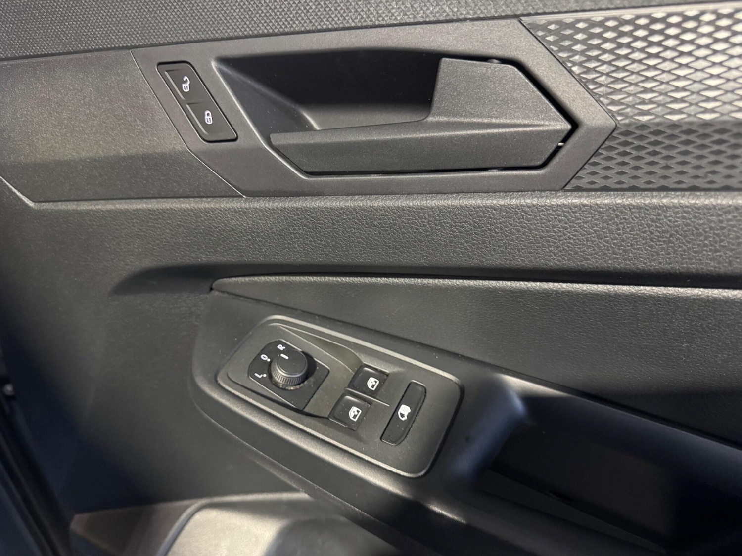 Used Volkswagen Caddy for sale - 77883131: Photo 31