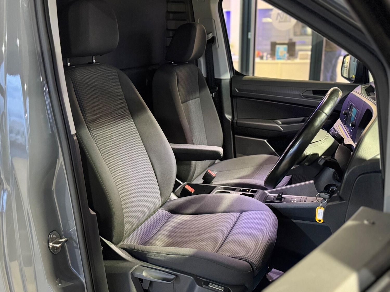 Used Volkswagen Caddy for sale - 77883131: Photo 45